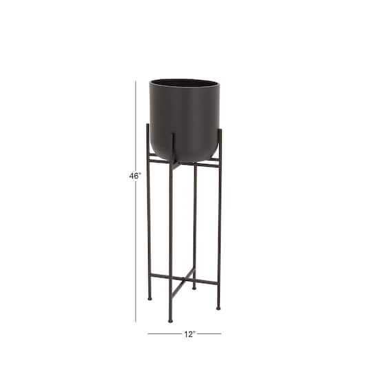 3.8ft. Black Metal Modern Planter